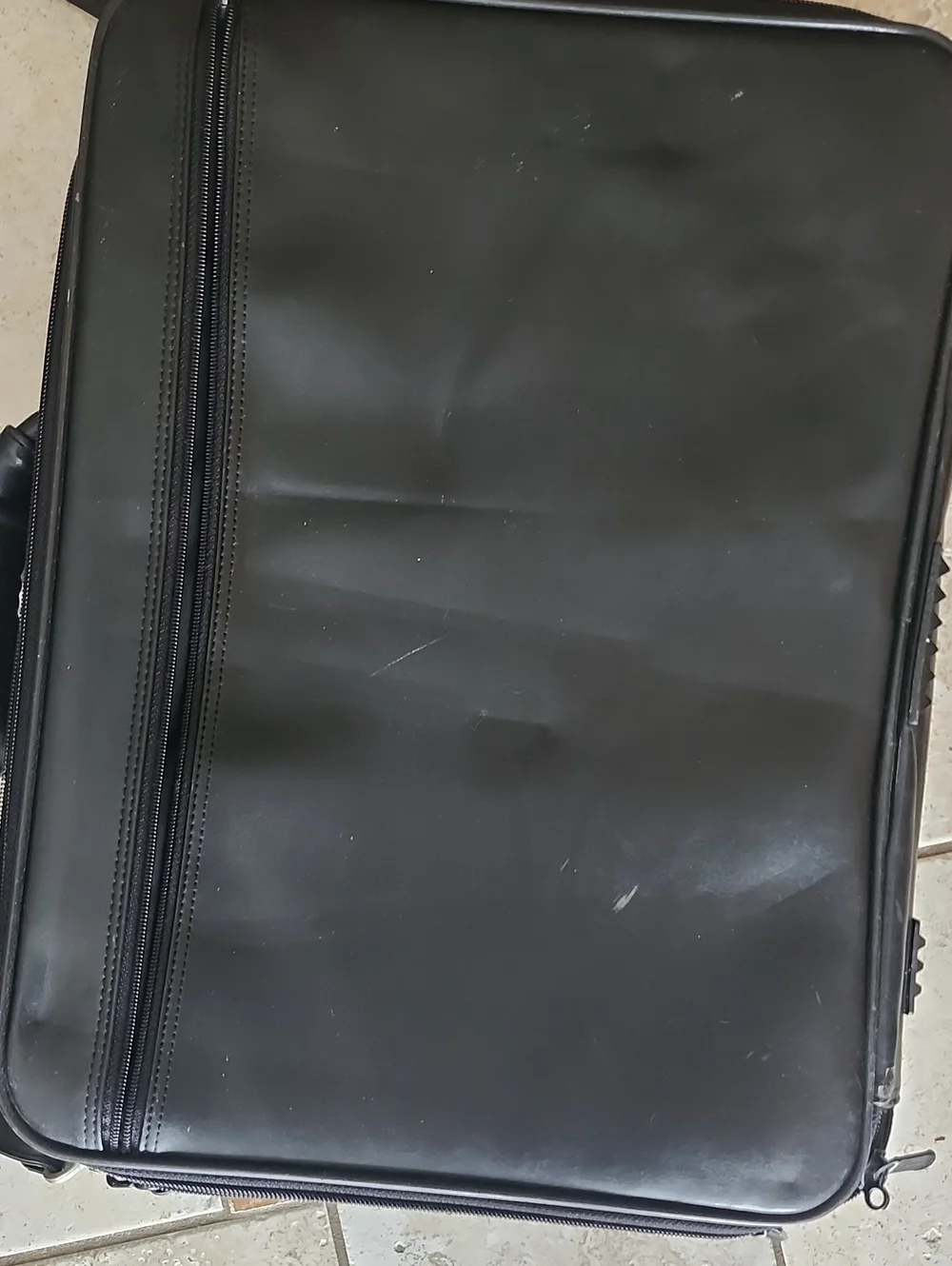 Targus Black Leather Briefcase/Tote with Red Accent Stitching